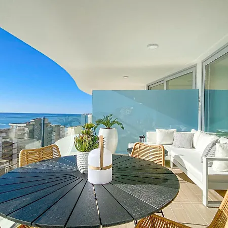 Апартаменты Amazing Sea Views - The Wave, Brand New *