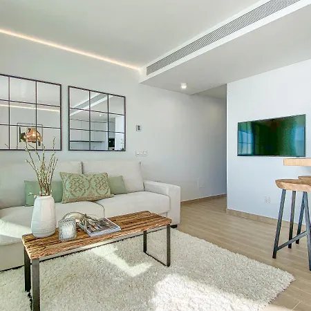 Amazing Sea Views - The Wave, Brand New