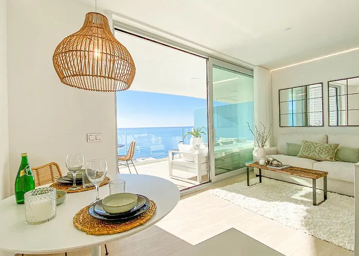 Amazing Sea Views - The Wave, Brand New